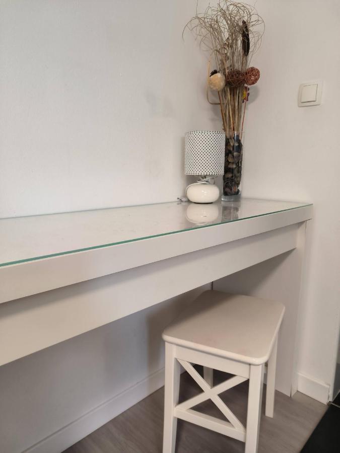 Villa Mihaela - Apartment Ana Cesarica Ngoại thất bức ảnh